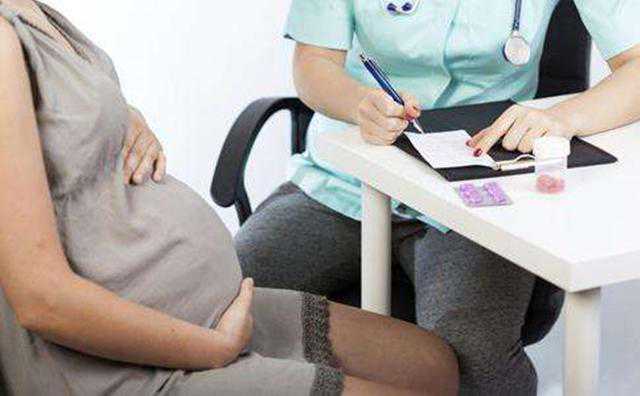 女性输卵管炎：解析症状及其对生育的影响