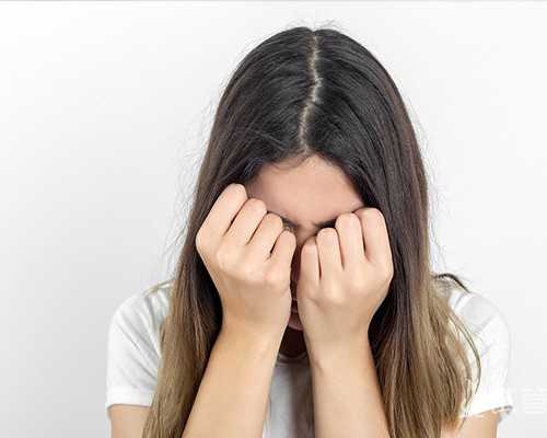 三代试管代孕过程,子宫右侧有囊肿怎么办，包含哪些费用呢？