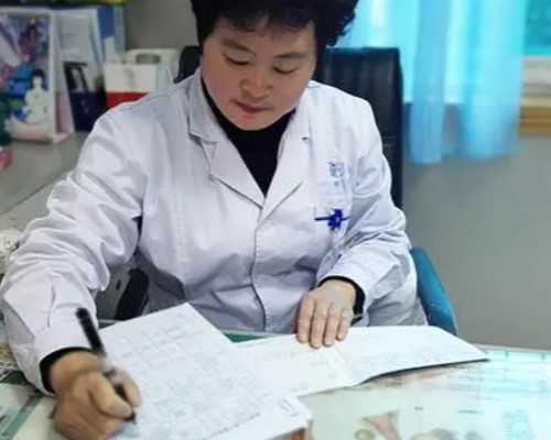 没有代孕宝宝血型、身份证号，出生证明上面就只有这些信息...